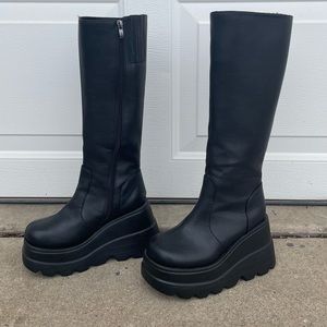 Y2K knee high boots